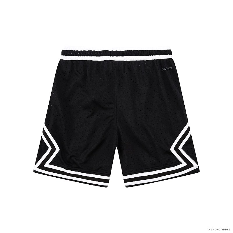 AJ sporty black shorts