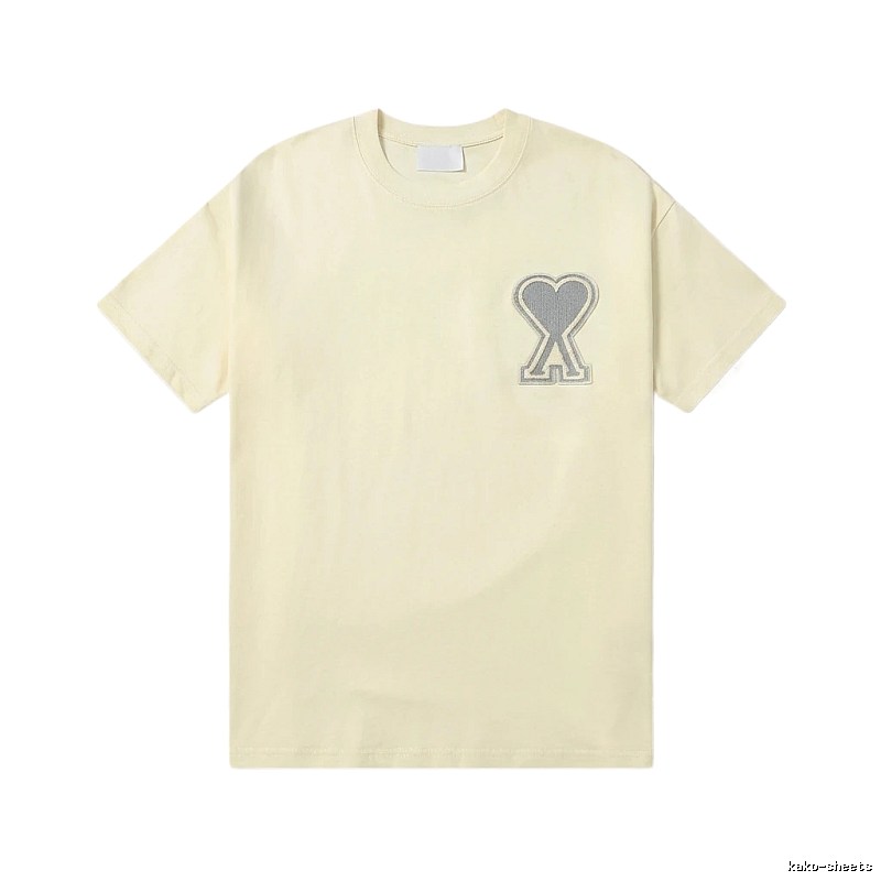 AMI Love Embroidery Minimalist Style T-shirt