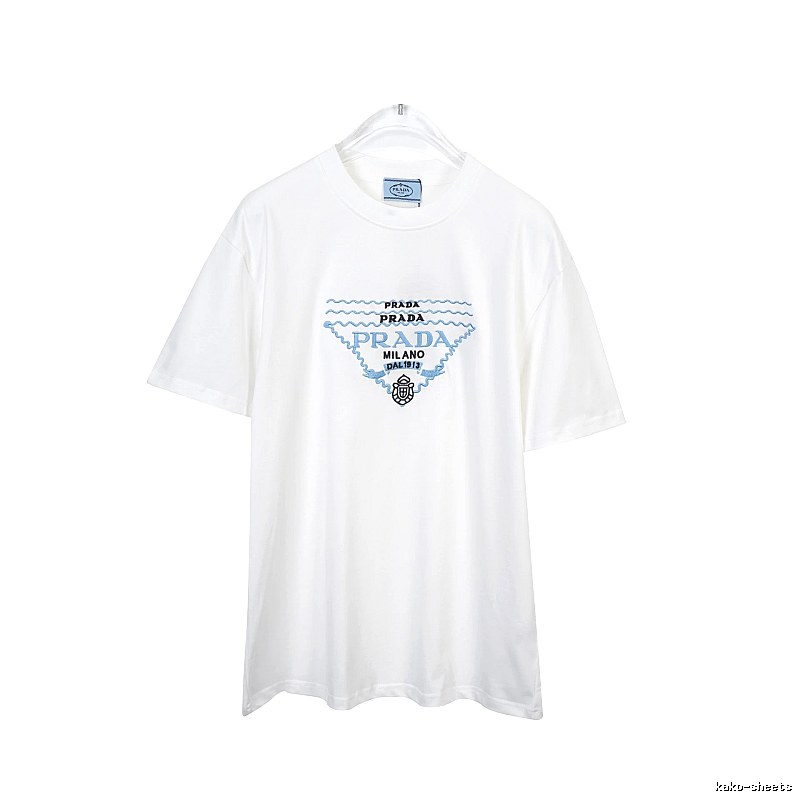 Amiri Weekend Logo T-shirt Black Small AM for Seasonal Looks