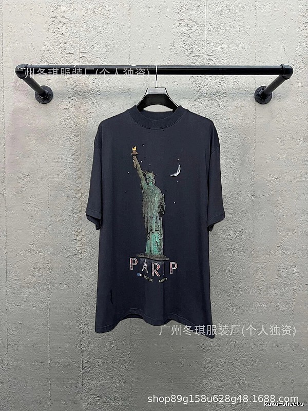 Balenciaga Statue of Liberty Style T-shirt