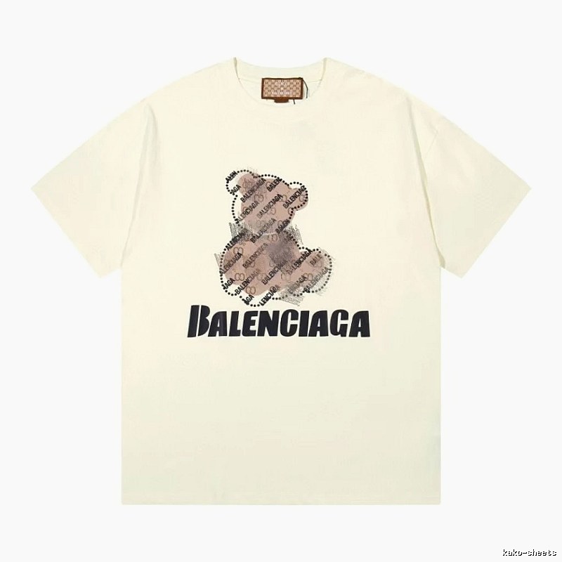 Balenciaga Trendy Off-white T-shirt with Bear Print