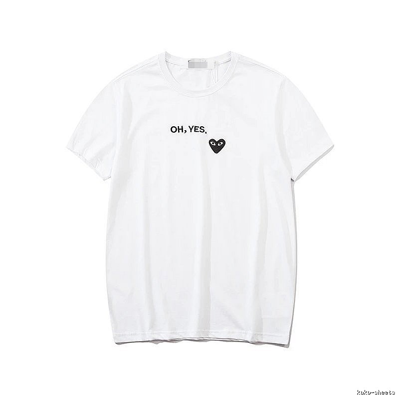Comme des Garcons PLAY 2021-87 White Style 2187 Heart Logo T-Shirt Statement Graphic
