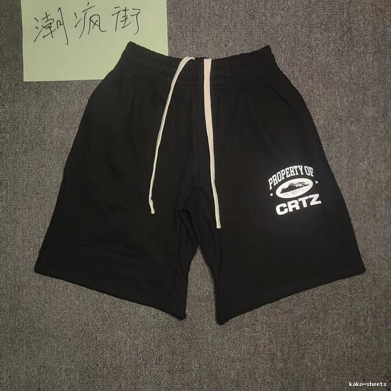 Corteiz trendy and cool black shorts