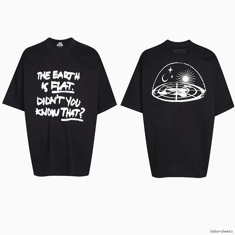 Daily Statement graphic T-shirt Black Colorful Lucky with Visual Detail