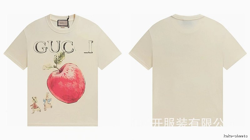 Gucci Apple Print Vintage Style Off-White T-Shirt