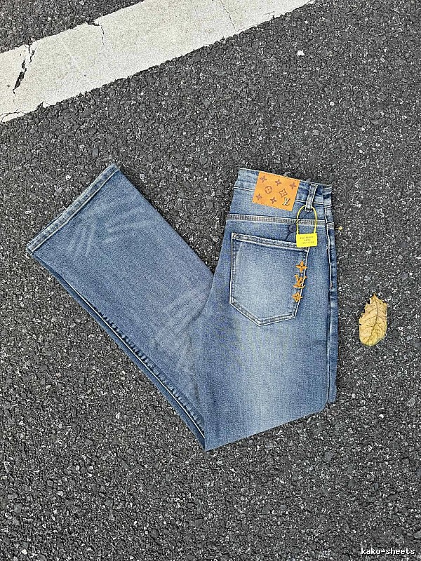 Light Blue Washed Jeans Gift Edit