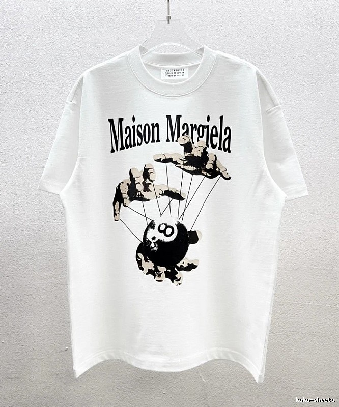 Maison Margiela Black 8 Print Street Style White T-Shirt