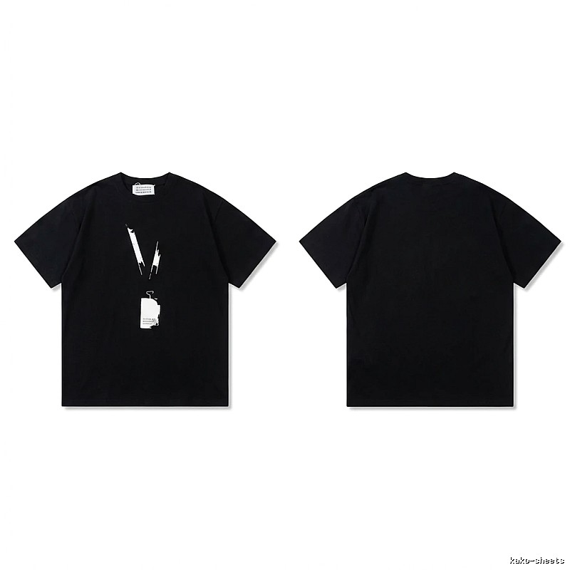 Maison Margiela minimalist black T-shirt