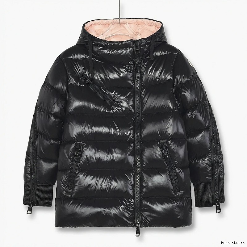 Moncler shiny and stylish black down jacket