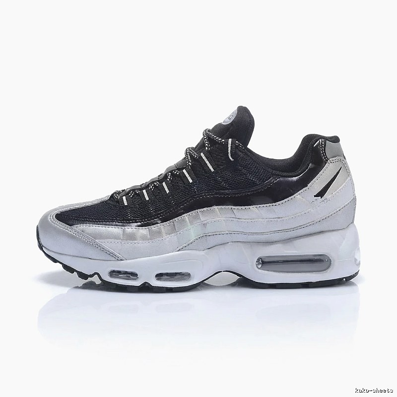 Nike Air Max 95 Black and White Retro Running Shoes
