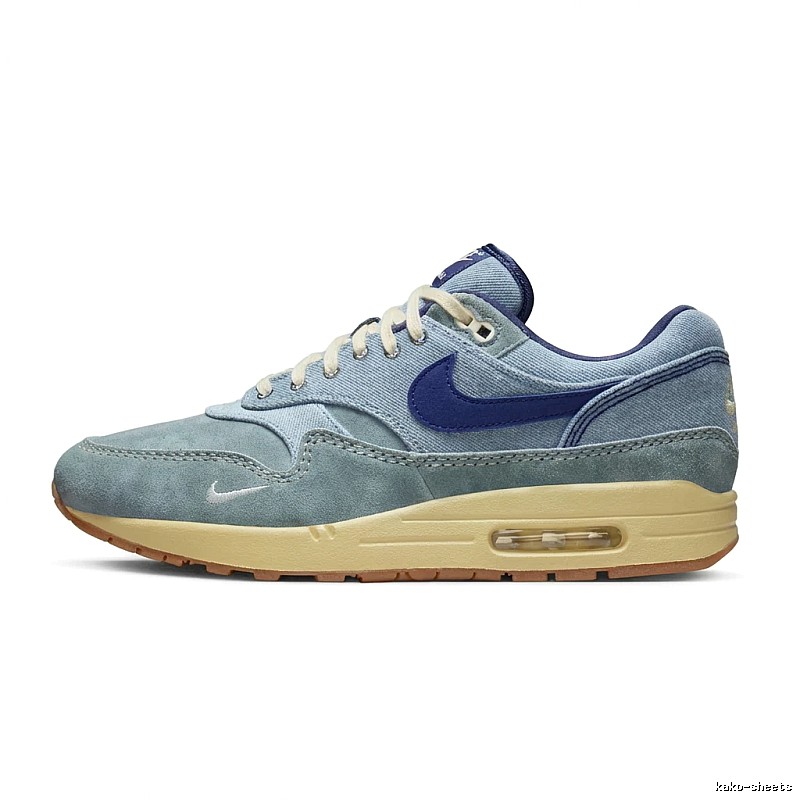 Nike Air Max retro blue shoes