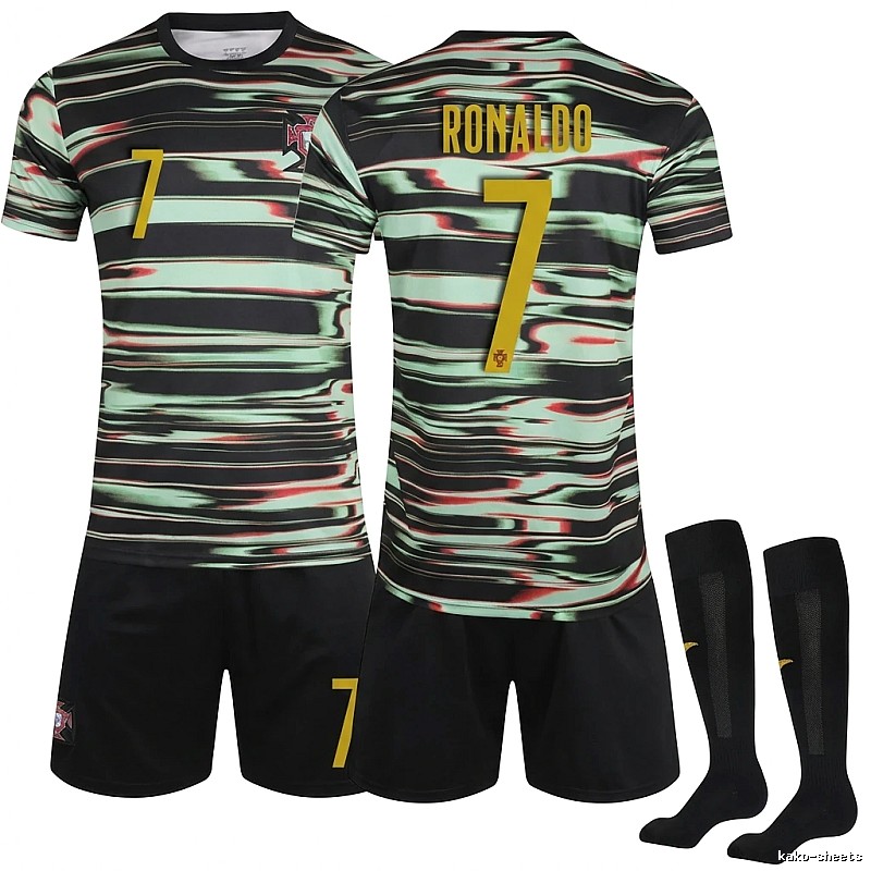 Portuguese Cristiano Ronaldo's trendy and cool style jersey