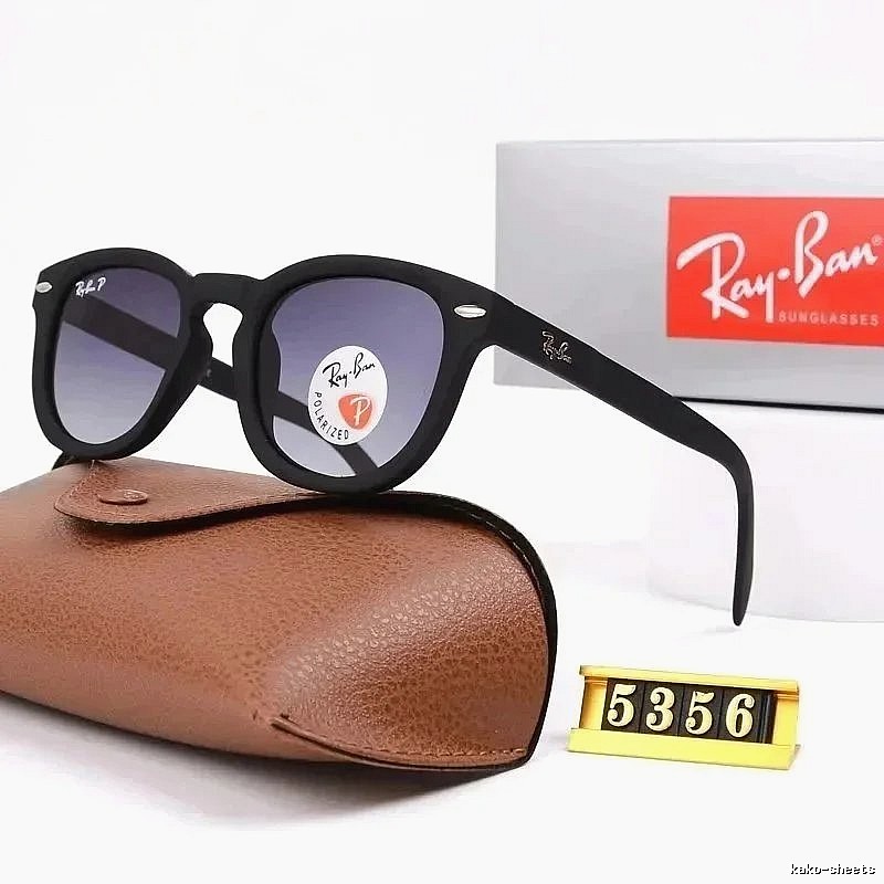 Ray-Ban Compact Wayfarer sunglasses Black Square Frame for Smart Casual Looks