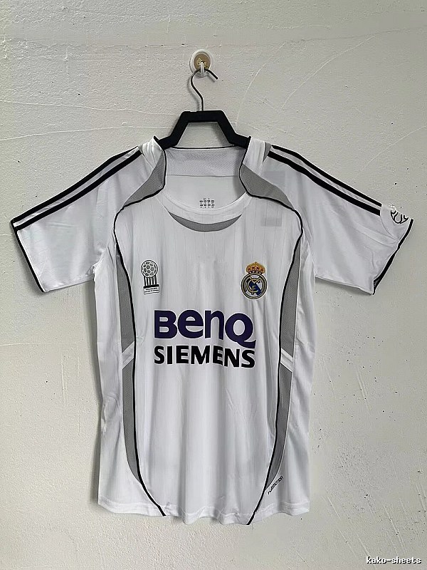 Real Madrid Streetwear Retro Teka soccer jersey White Retro Football with Logo Accent